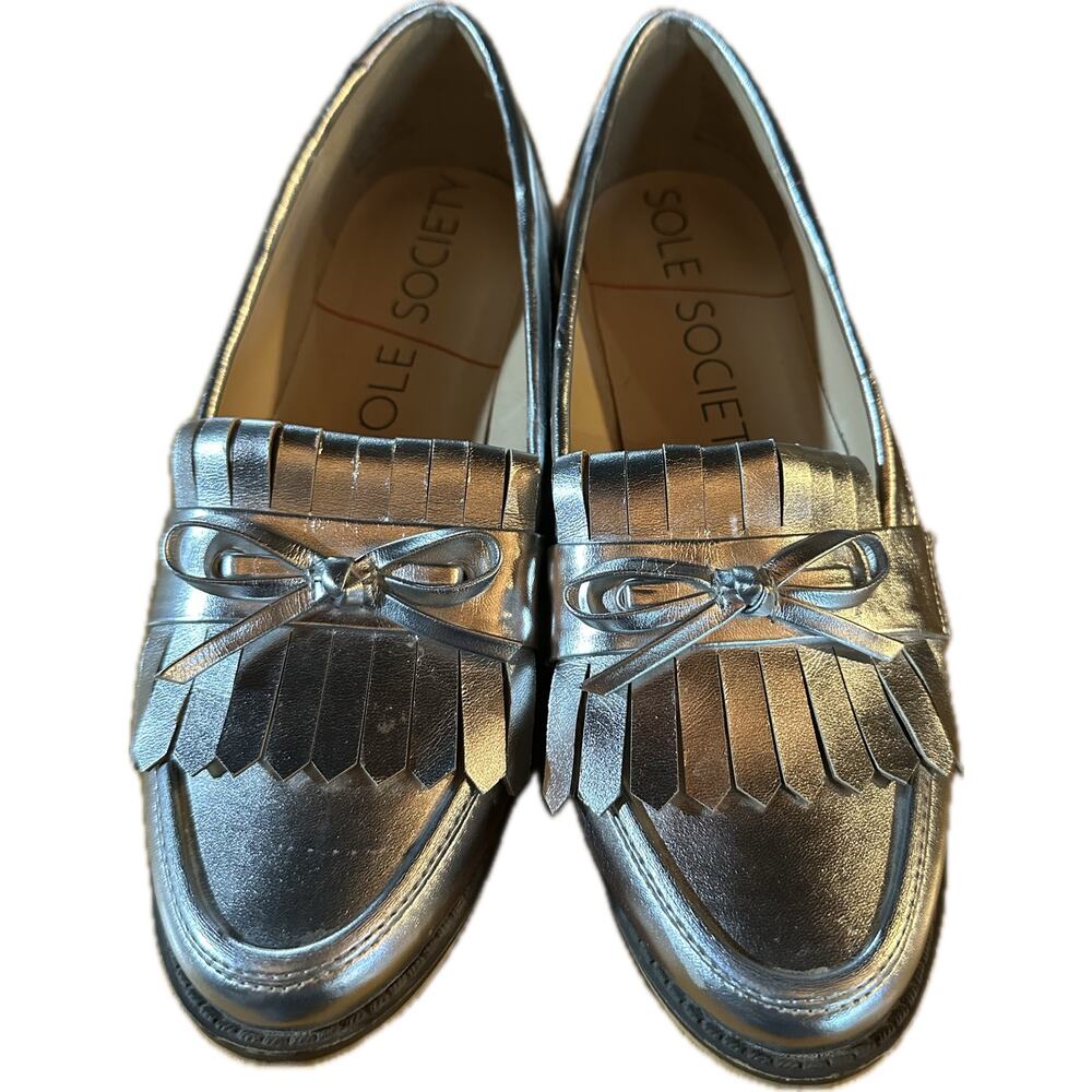 Sole Society Women's Silver Fringed‎ Loafers Size 8 Casual Shoes